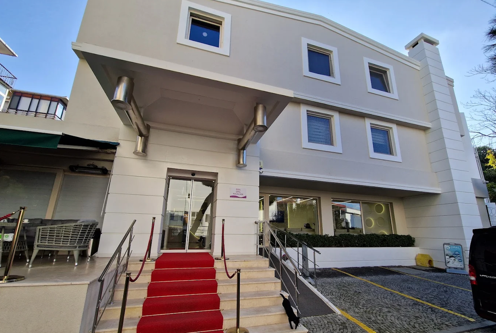 Hermest Clinic